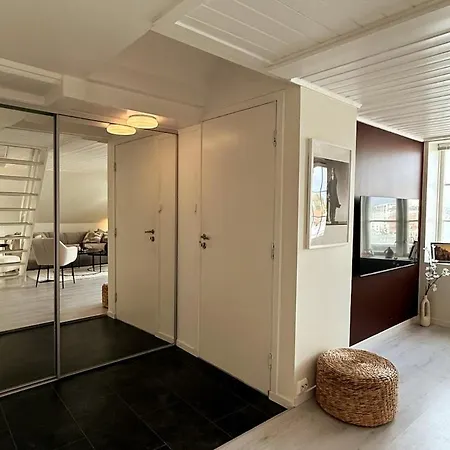 Historic Old Town 2br Duplex, Sea Views & Balcony شقة ستافانجر