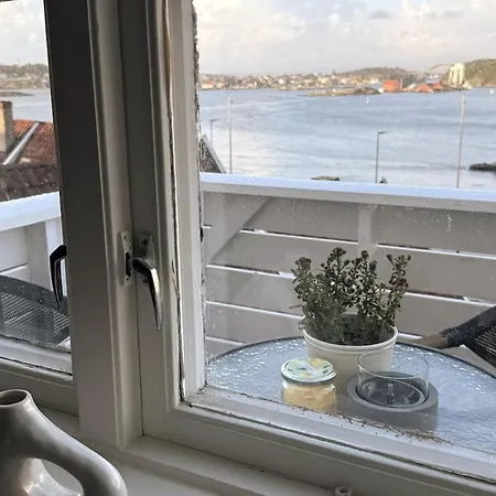 Historic Old Town 2br Duplex, Sea Views & Balcony * ستافانجر
