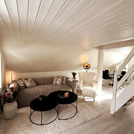 شقة Historic Old Town 2br Duplex, Sea Views & Balcony ستافانجر